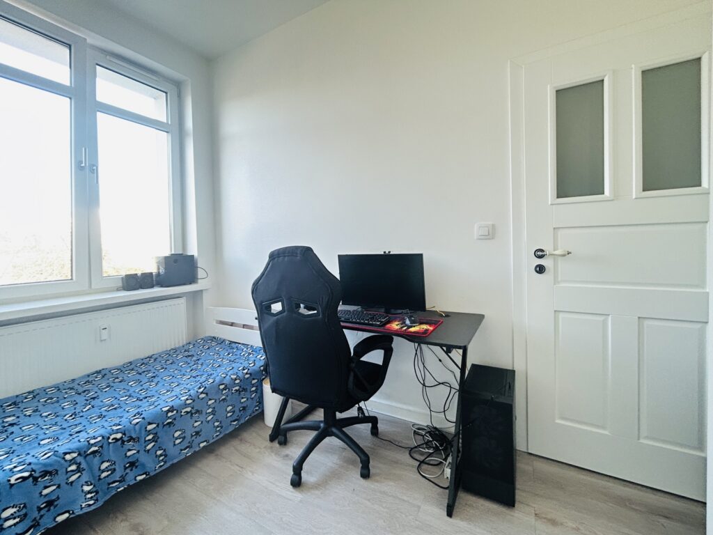 Nowoczesne mieszkanie na sprzedaż blisko centrum - zdjęcie 8