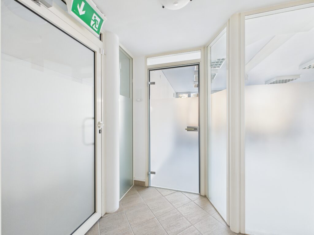 Lokal usługowy w Centrum Olsztyna do wynajęcia - zdjęcie 9