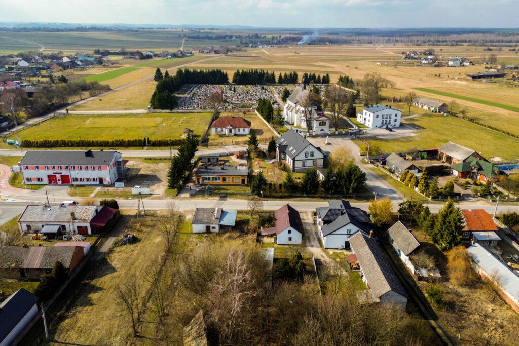 Dom w centrum Nakła gm. Lelów - zdjęcie 15