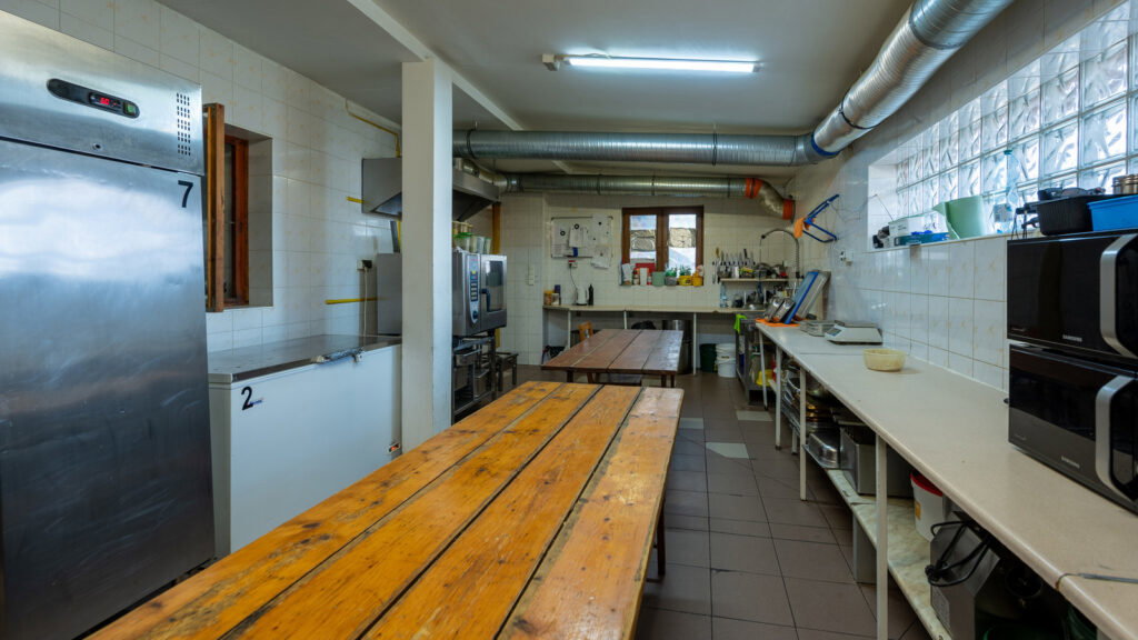 Dochodowa restauracja z salą bankietową - zdjęcie 9