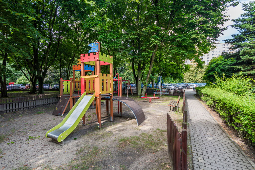 3 pokojowe mieszkanie z balkonem - zdjęcie 14
