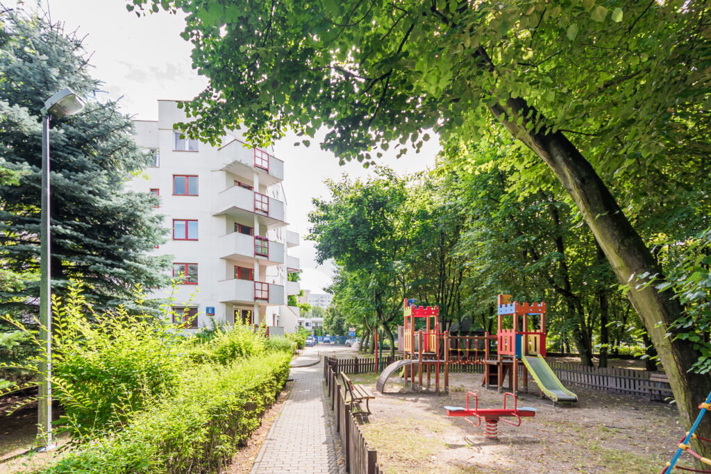 3 pokojowe mieszkanie z balkonem - zdjęcie 16