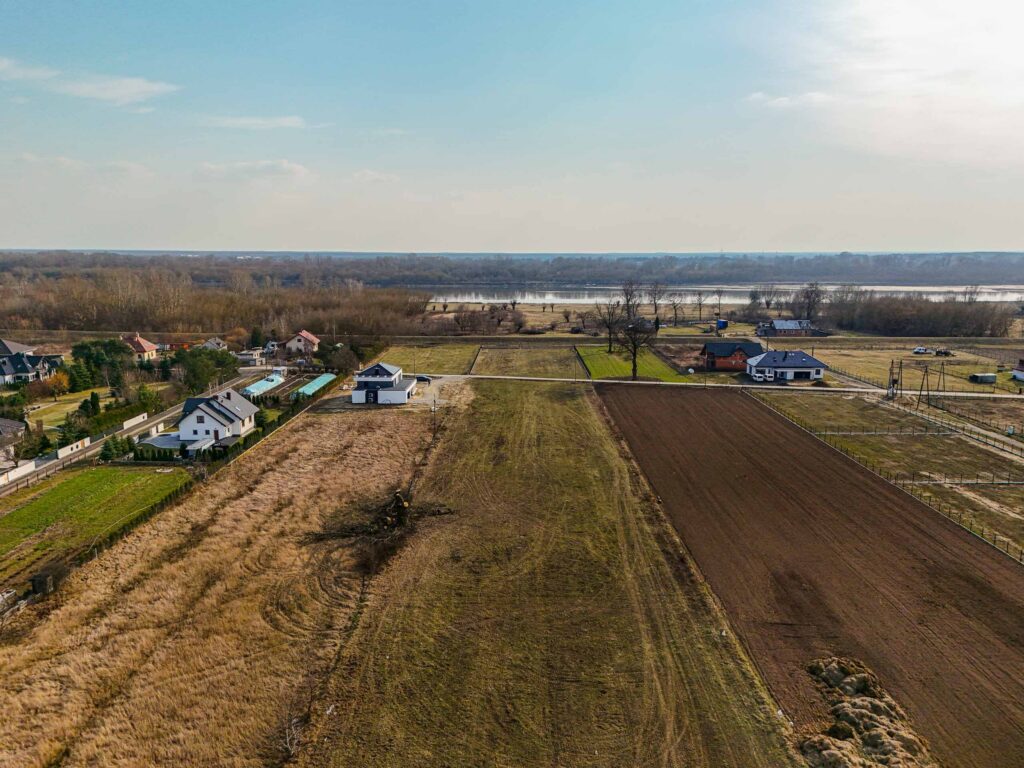 Działka budowlana - 1339 m2 - zdjęcie 1