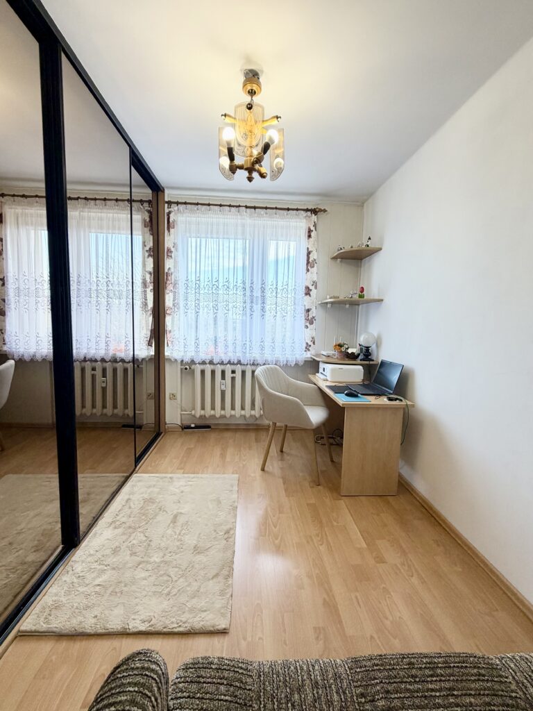 Trzypokojowe mieszkanie z balkonem w Szczecinku - zdjęcie 5