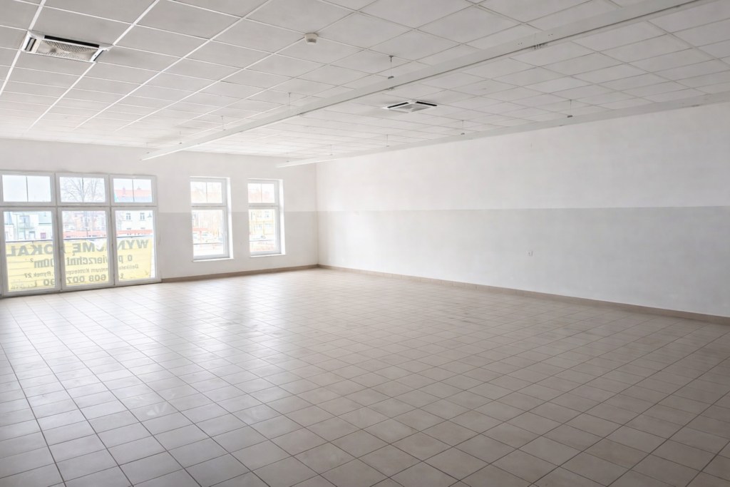 Lokal usługowy w centrum - Rynek - zdjęcie 1