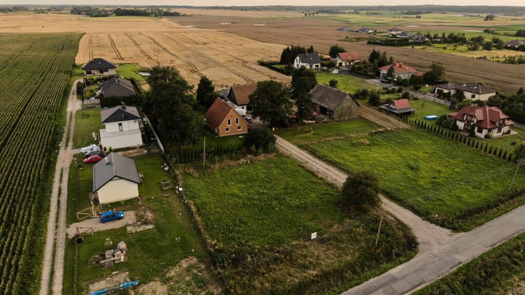 Działka budowlana 1322 m² Zajezierze WZ - zdjęcie 1