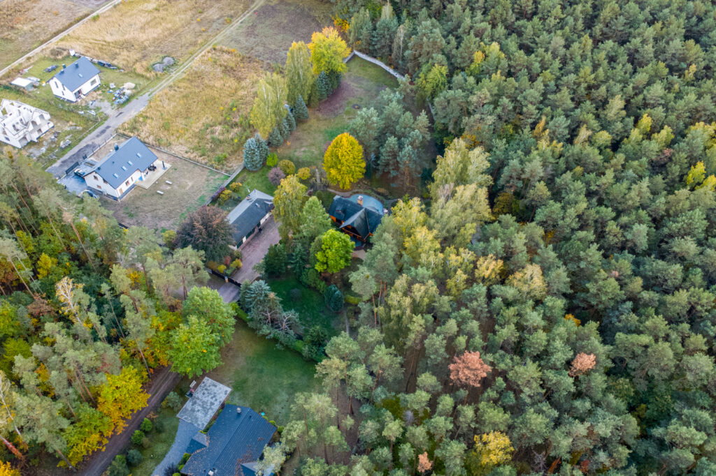 Piękny dom z bala na działce 6900m2 obok Warszawy - zdjęcie 26
