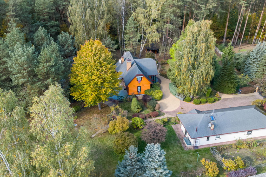 Piękny dom z bala na działce 6900m2 obok Warszawy - zdjęcie 14