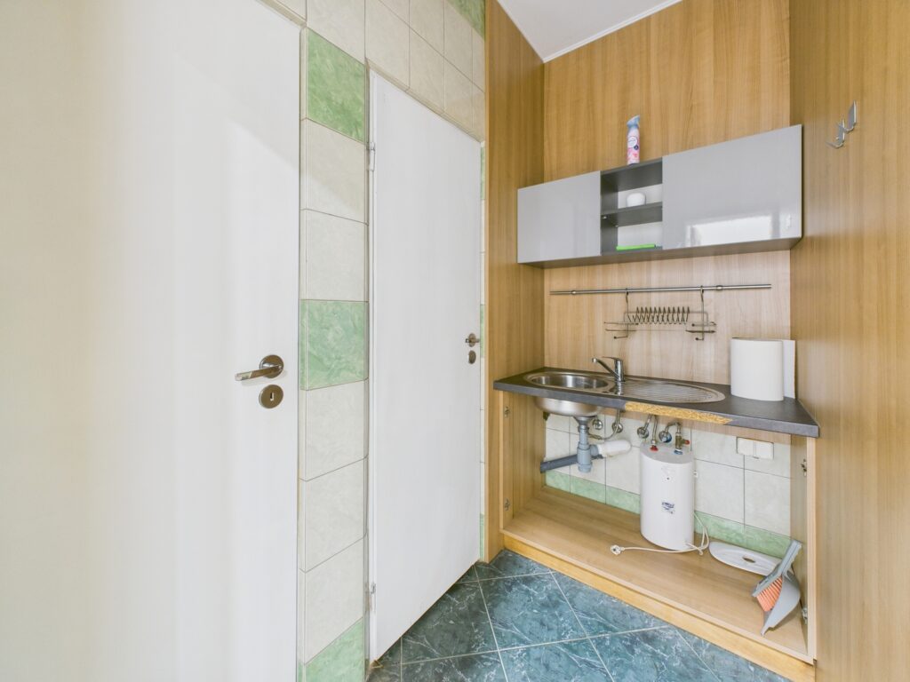 Lokal handlowo - usługowy na wynajem 244 m2 - zdjęcie 14