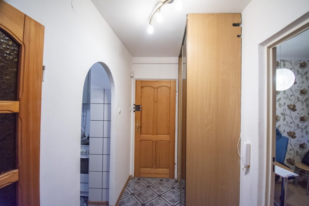 Spółdzielczo- własnościowe 48.3 m2/balkon/piwnica - zdjęcie 11