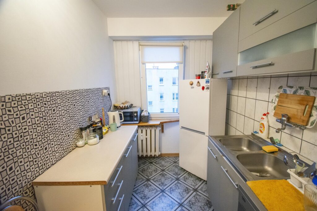 Spółdzielczo- własnościowe 48.3 m2/balkon/piwnica - zdjęcie 4