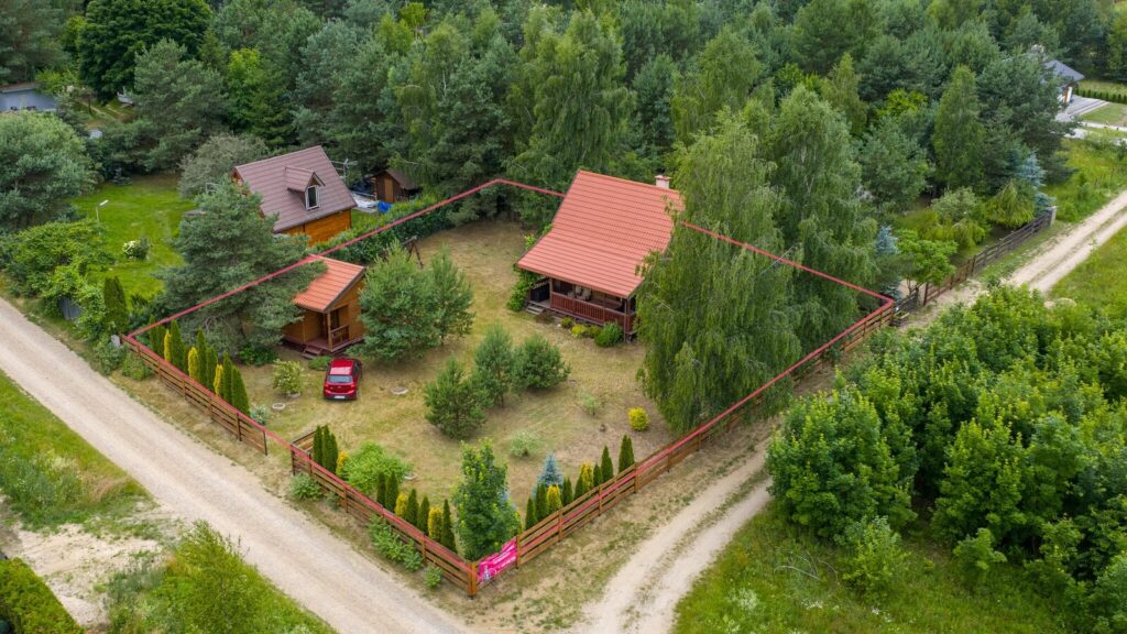 Dwa domki letniskowe nad jeziorem , Szkotowo - zdjęcie 2