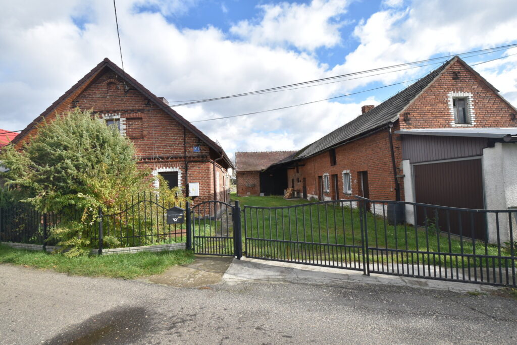 Dom 110 m2 , działka 75 arów, otoczenie lasów - zdjęcie 12
