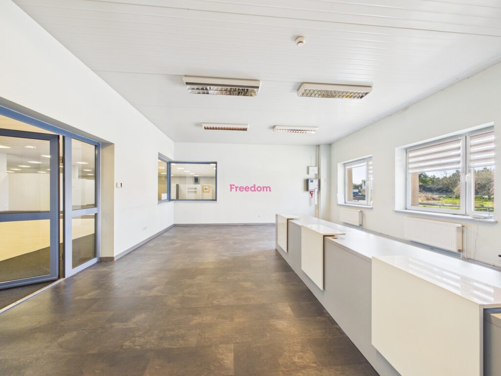 Kompleks Komercyjny 3430 m² przy DK9 - zdjęcie 8