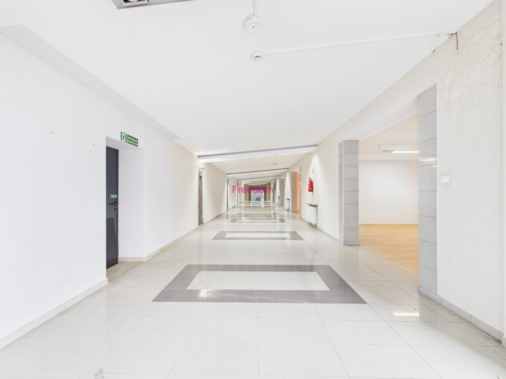 Kompleks Komercyjny 3430 m² przy DK9 - zdjęcie 10