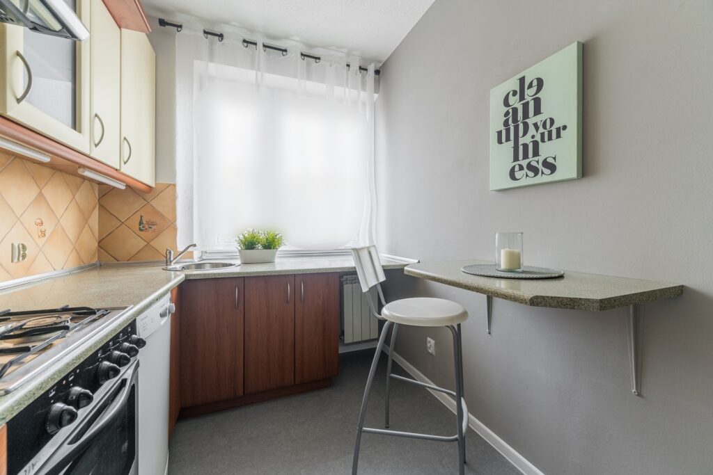 2 pokoje w Serocku - zdjęcie 1