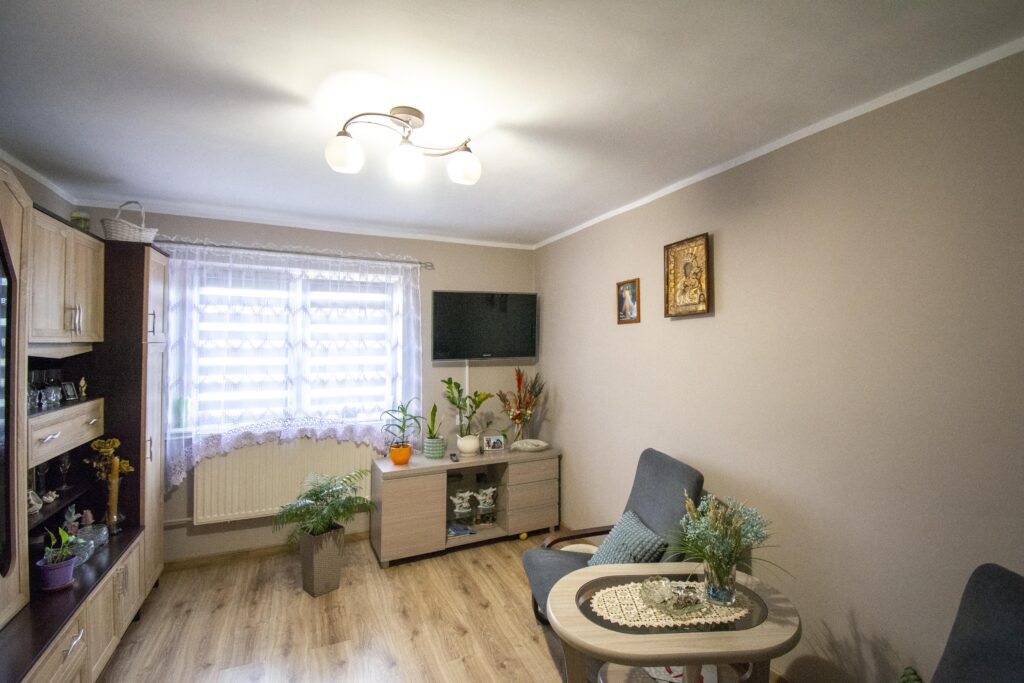 Parter, 2 pokoje, działka, garaż, Skarszów Gróny - zdjęcie 4