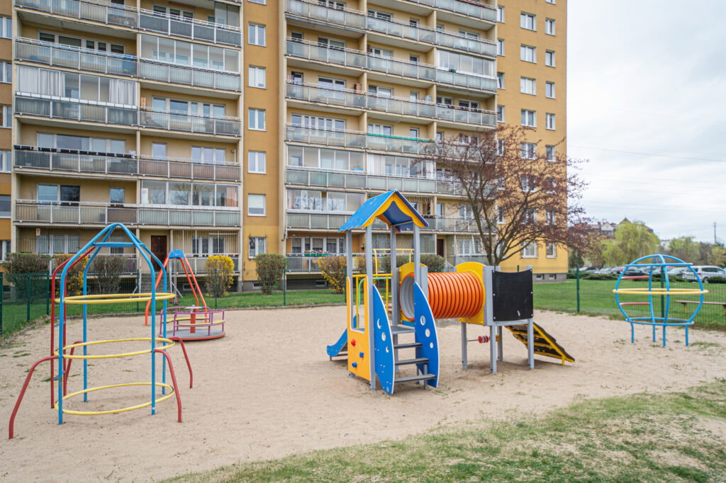 Kawalerka na Ursusie z dużym balkonem - zdjęcie 15