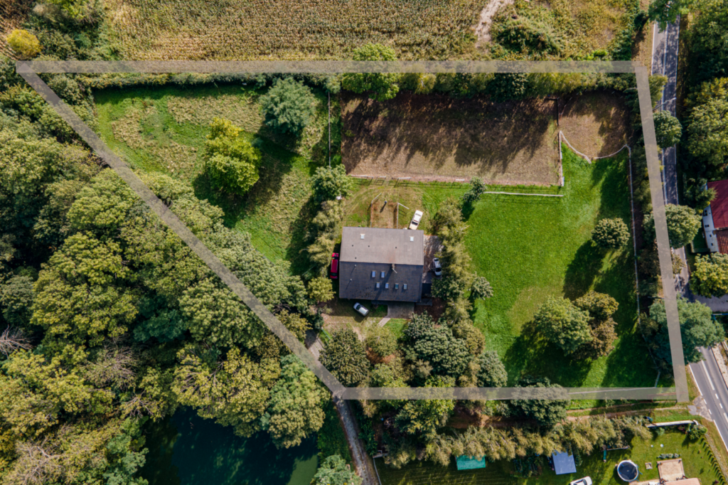 Dom ze stajnią, siedlisko, ranczo, agroturystyka - zdjęcie 4