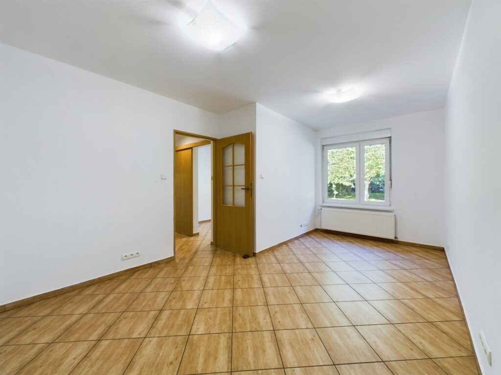 Dom ze stajnią, siedlisko, ranczo, agroturystyka - zdjęcie 5