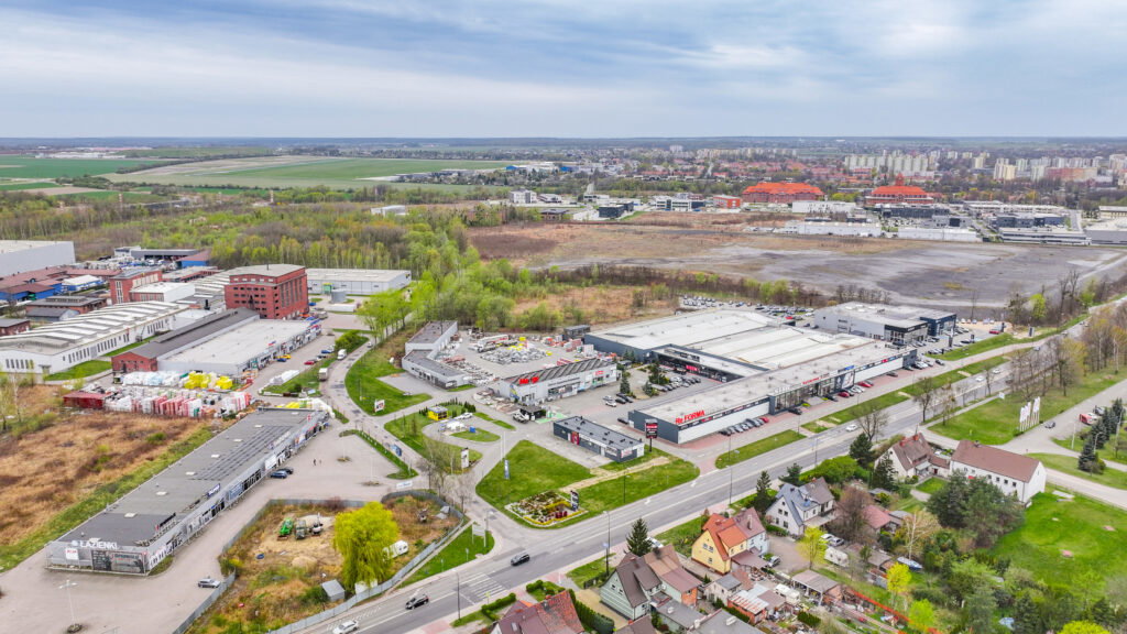 Lokal handlowo - usługowy na wynajem 244 m2 - zdjęcie 20