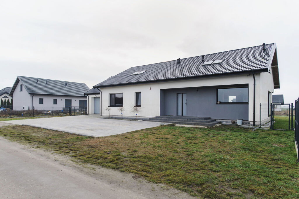 Nowoczesny dom w Wytrębowicach koło Łysomic - zdjęcie 22