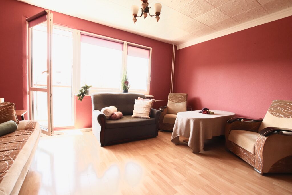 Mieszkanie II piętro Koło balkon, 2 pokoje - zdjęcie 1