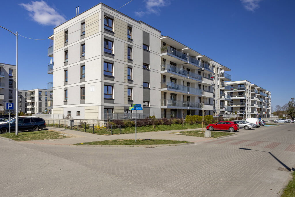 Do wynajecia kawalerka w Ełku w bloku z windą - zdjęcie 8