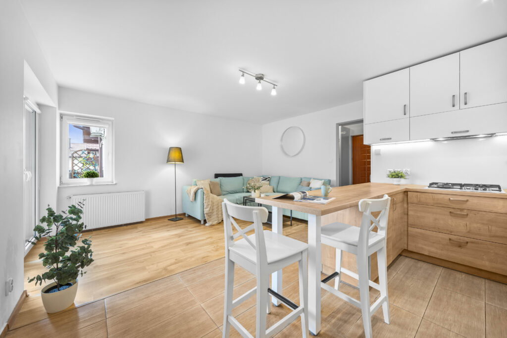 3 pokojowe 62 m2 mieszkanie gotowe do wprowadzenia - zdjęcie 1