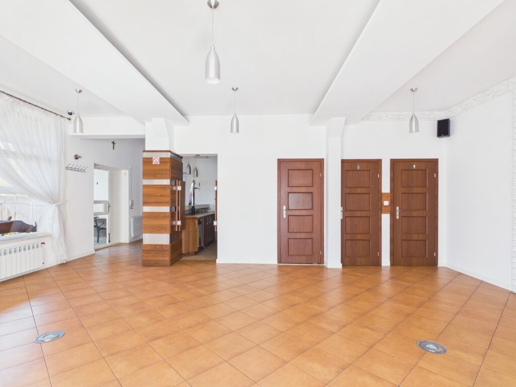 Lokal usługowy 130m2 z ogródkiem, Borki, Zegrze - zdjęcie 8