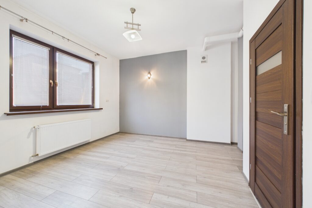 Bezczynszowe mieszkanie w centrum - zdjęcie 6