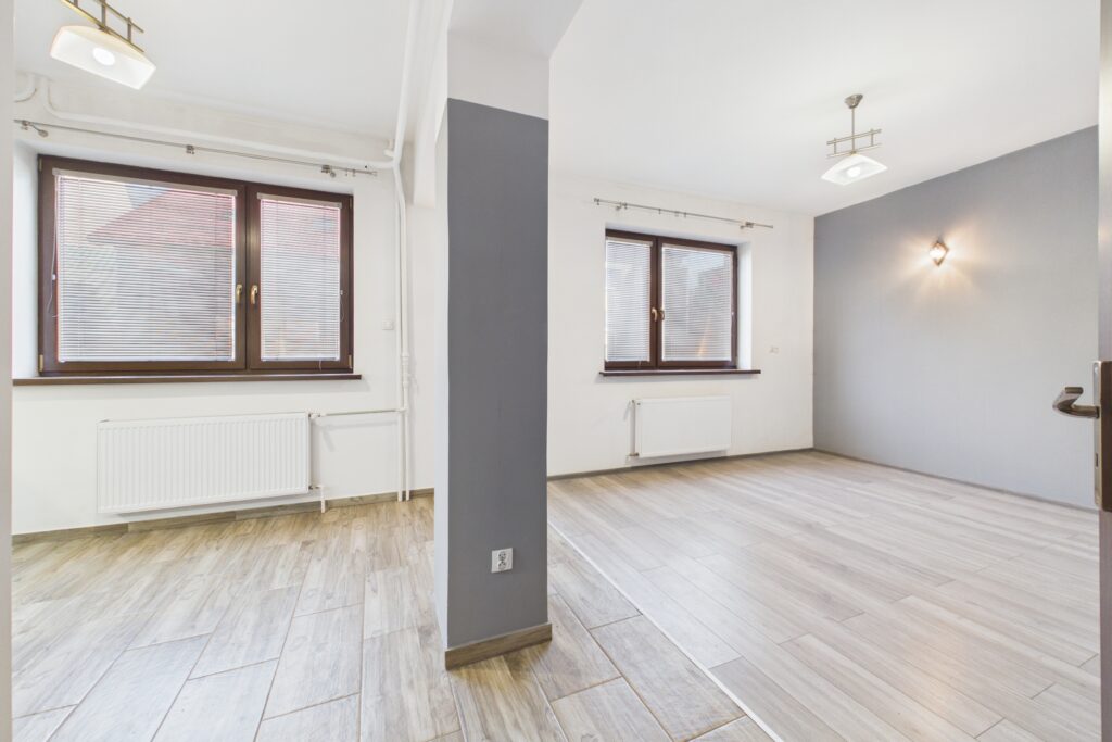 Bezczynszowe mieszkanie w centrum - zdjęcie 5