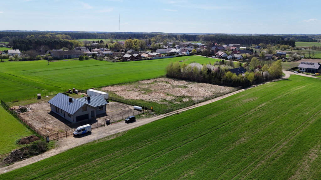 Działka budowlana 4042 m² Niesłabin | MPZP | Las - zdjęcie 2