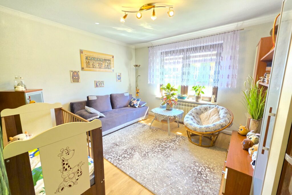 Dom z gotową przestrzenią pod biznes- 280 m2 - zdjęcie 4