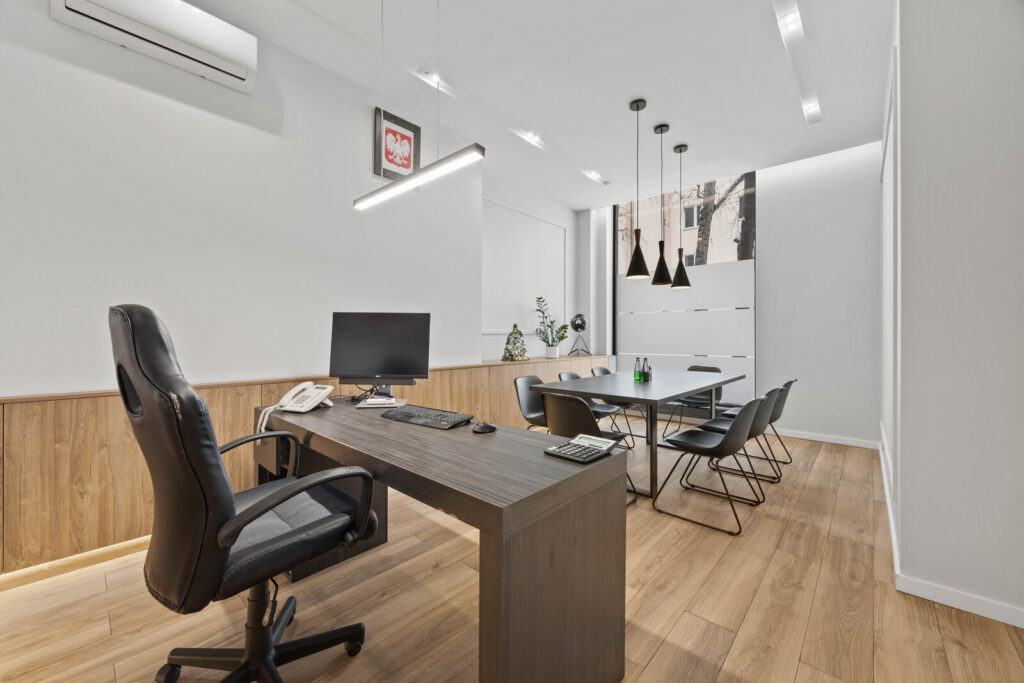 Na sprzedaż lokal usługowy 144 m² - zdjęcie 2