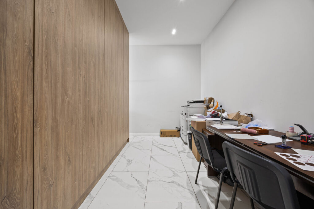 Na sprzedaż lokal usługowy 144 m² - zdjęcie 8