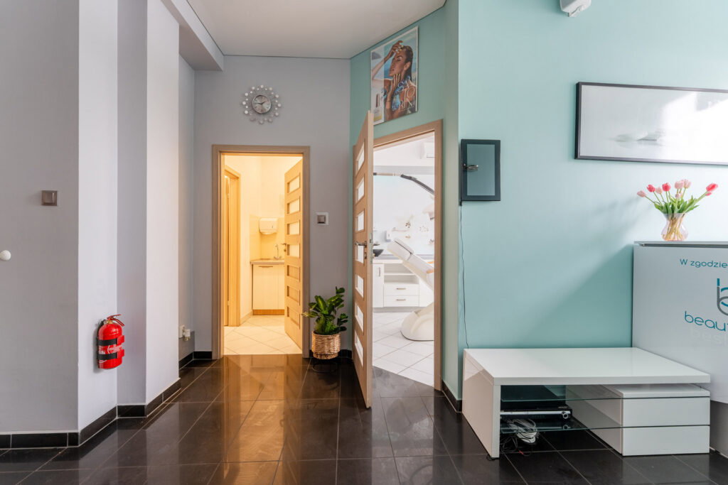 Lokal w centrum miasta przy ul. Łopuskiego - zdjęcie 11