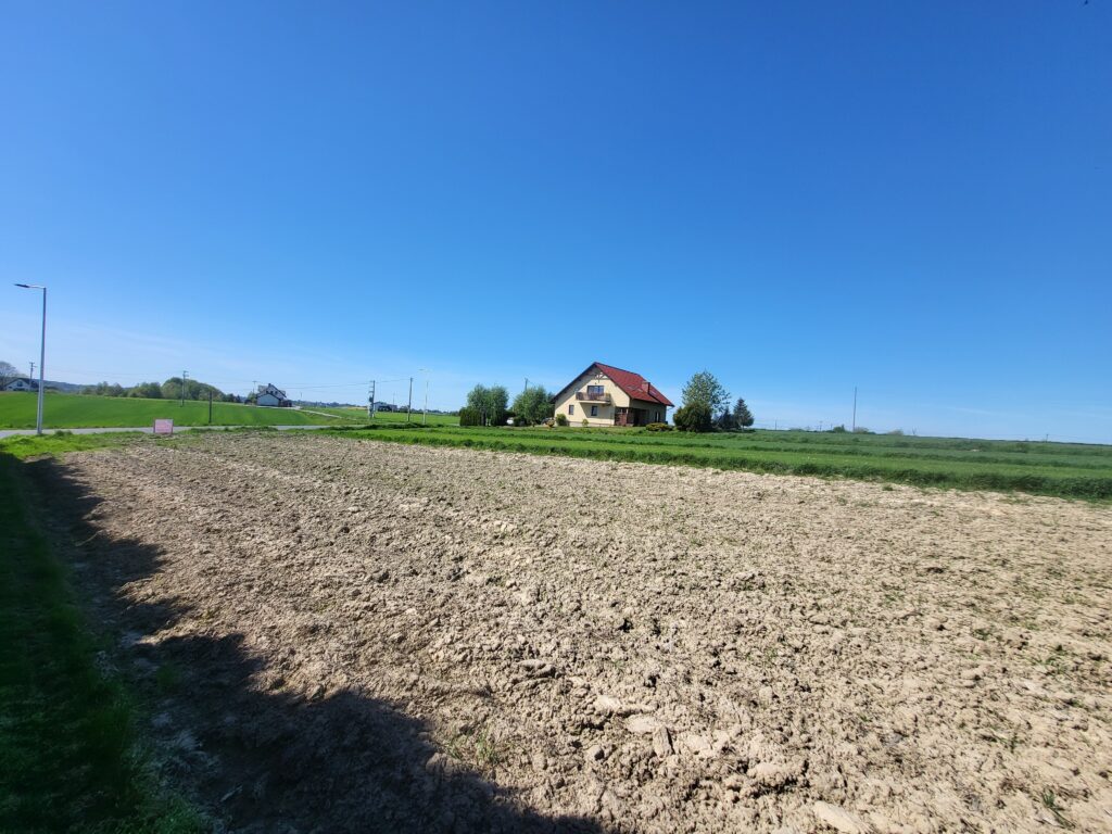 Działka budowlana pod usługi - zdjęcie 5