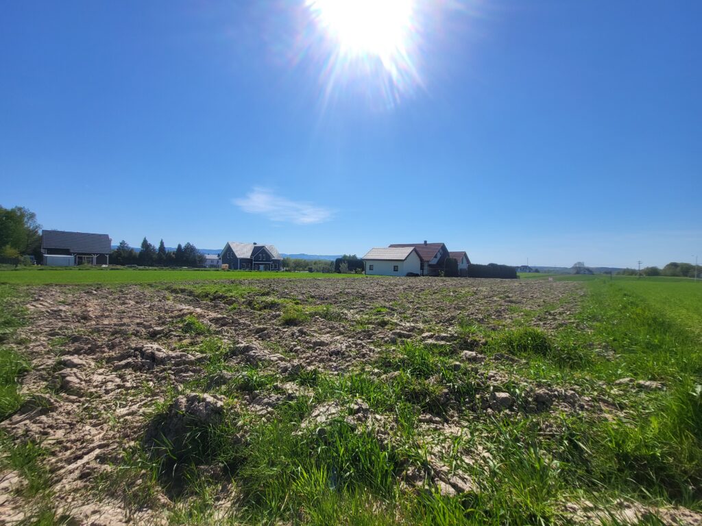 Działka budowlana pod usługi - zdjęcie 6