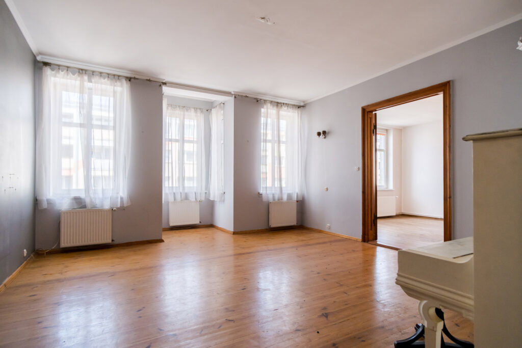 Mieszkanie 96 m² w klimatycznej kamienicy - zdjęcie 2