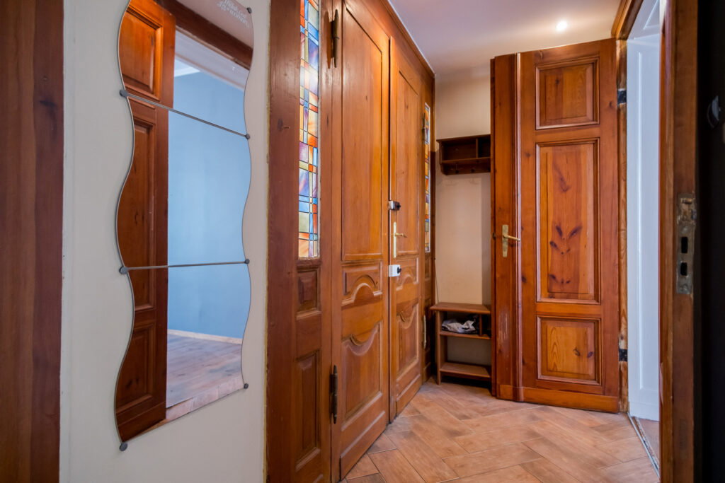 Mieszkanie 96 m² w klimatycznej kamienicy - zdjęcie 5