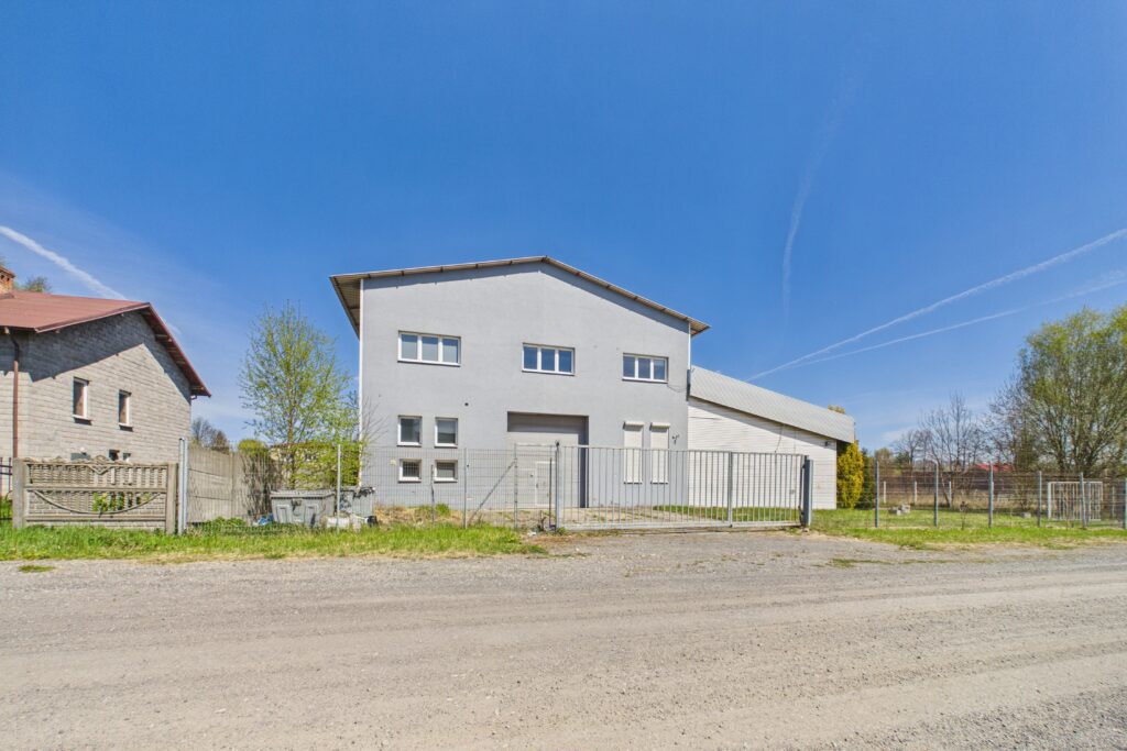 Hala produkcyjno-magazynowa przy centrum handlowym - zdjęcie 19