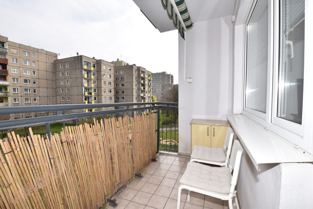 Mieszkanie 2 pokoje 48m2 z balonem ZWM, Skautów - zdjęcie 3