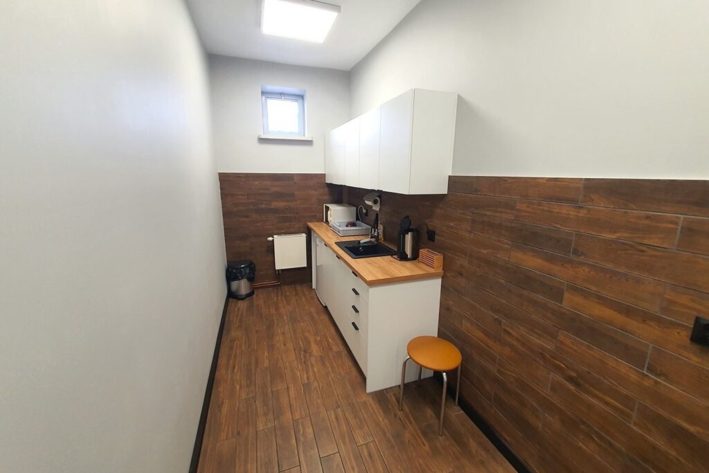 Lokal w budynku o wysokim standardzie w centrum - zdjęcie 7