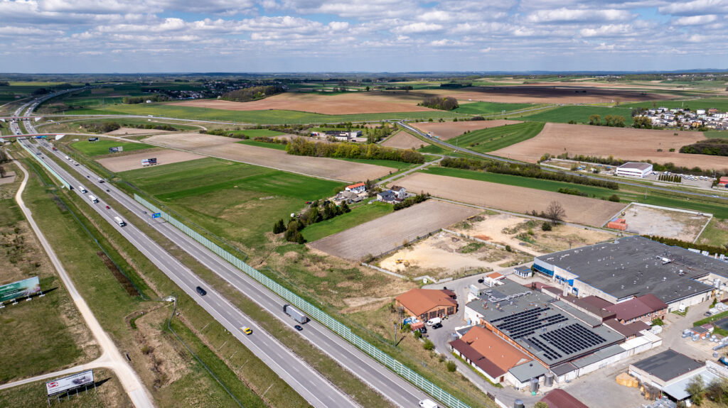 DZIAŁKI INWESTYCYJNE A1 - zdjęcie 2