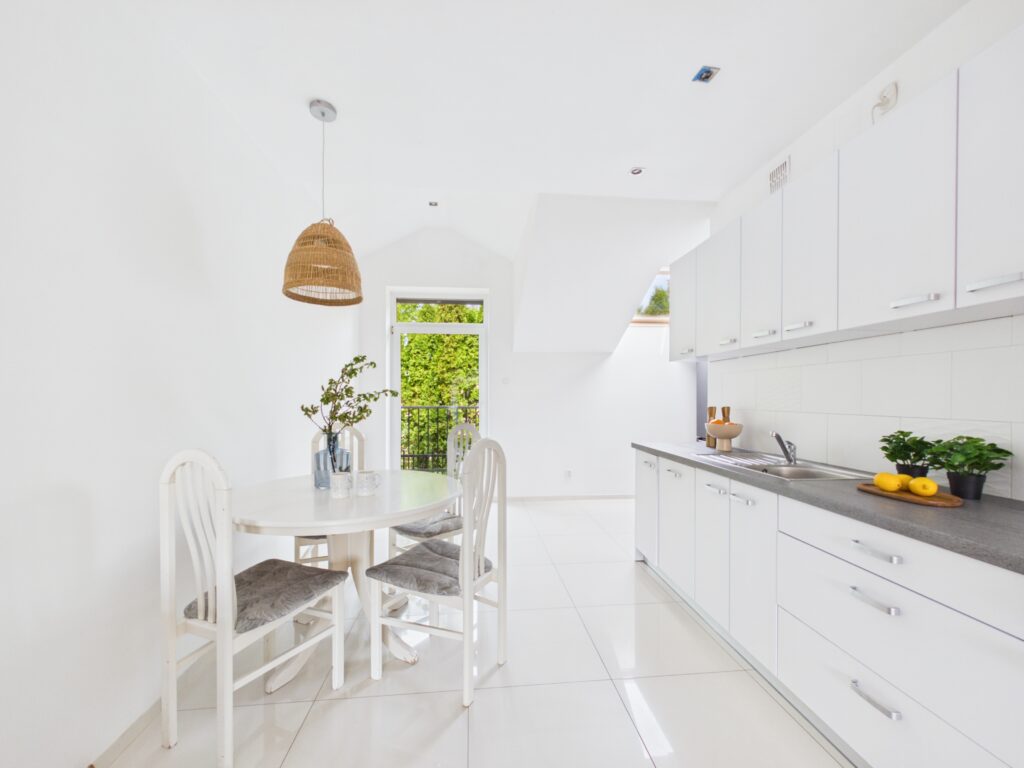 Mieszkanie 115 m² | 4 pokoje | Tułowice | wynajem - zdjęcie 1