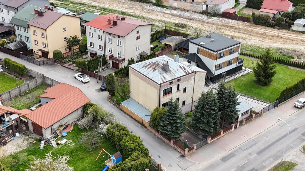 Dom i budynek usługowy Ostrowiec Św. Świętokrzyska - zdjęcie 32