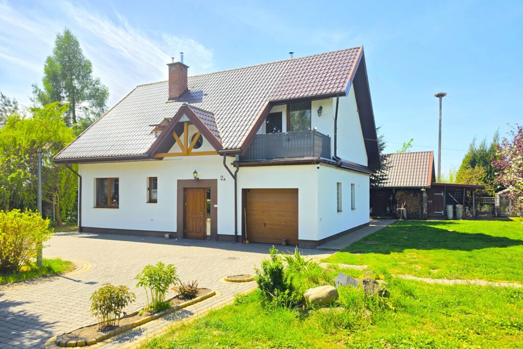 Nowoczesny dom z klimatem, 2000m2, - zdjęcie 2