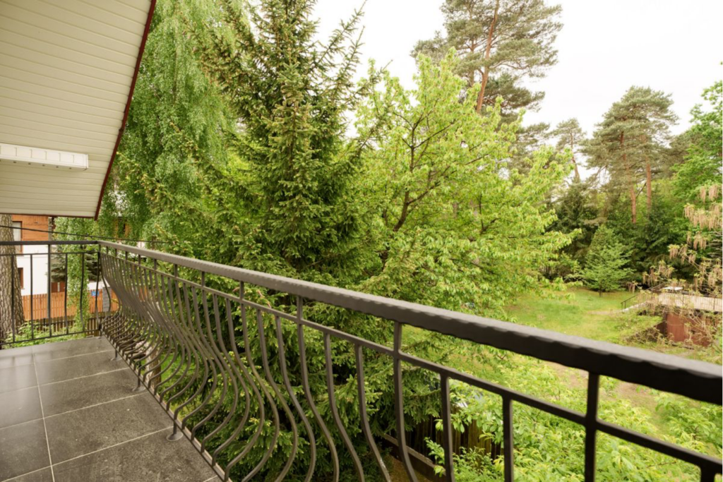 Wyjątkowy dom w sercu starej Radości - zdjęcie 23