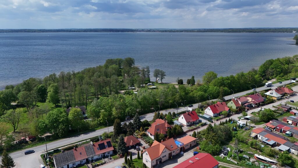 Dom z 3 garażami - Bystry k. Giżycka przy S W J M - zdjęcie 30